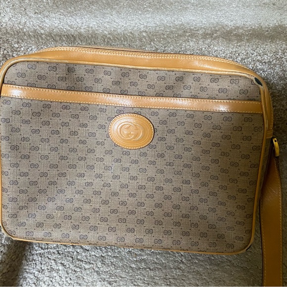 Gucci Vintage Rare Disco Brown tan bag in really good condition - Picture 13 of 13